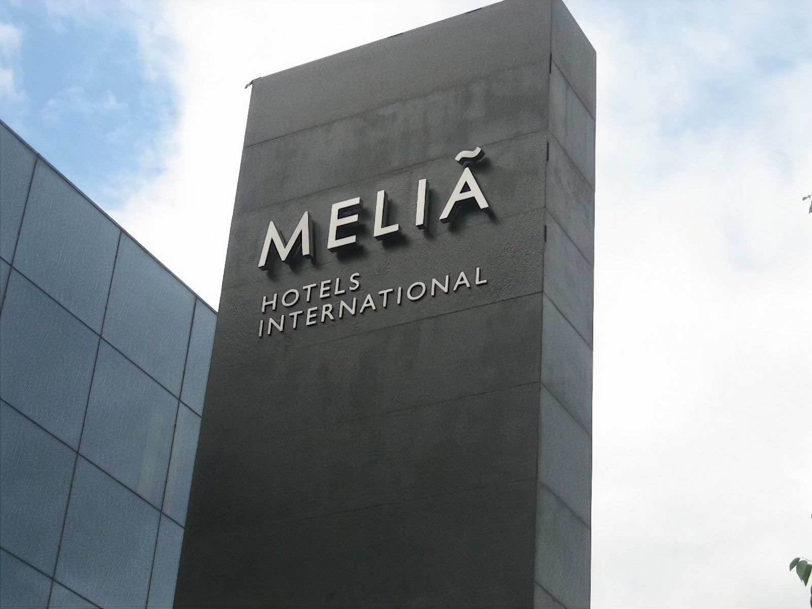 Meliá Hotels International x Artefact||Meliá Hotels International x Artefact||Meliá Hotels International x Artefact