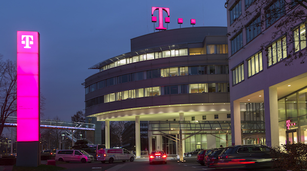 Deutsche-Telekom <span class="highlight">DEUTSCHE TELEKOM </span> Growing the affiliate program and maximizing new customer sales