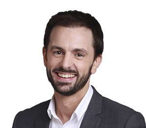 FR – MARTINEZ Joffrey Joffrey MARTINEZ, Managing Partner France and Global Lead FSI - Artefact